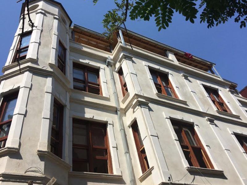 Moda-kadikoy-Kagir-Bina-Restorasyon-Uygulamasi_01